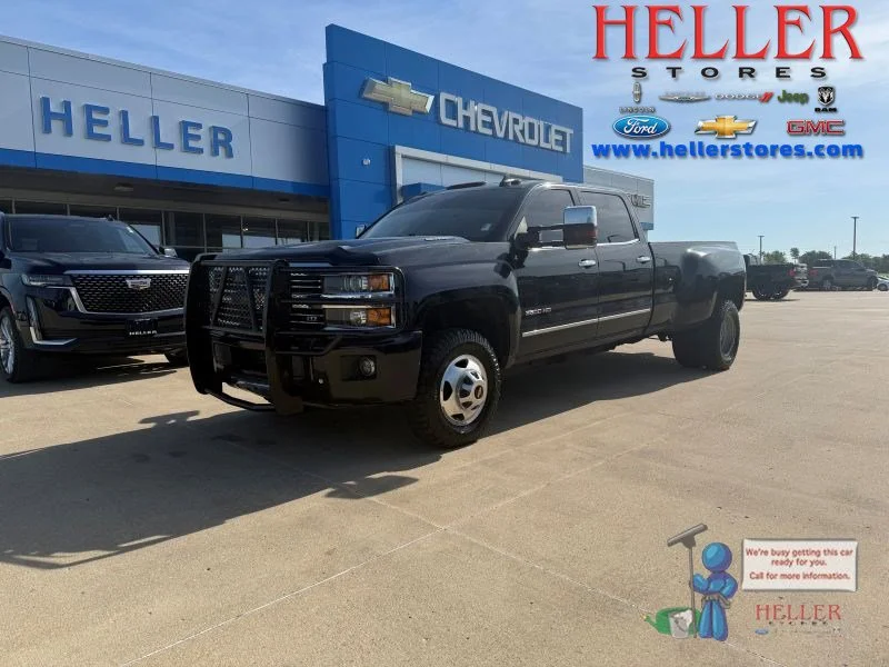 2015 Chevrolet Silverado HD LTZ 4WD Crew Cab Short Box SRW w R6Q's photo