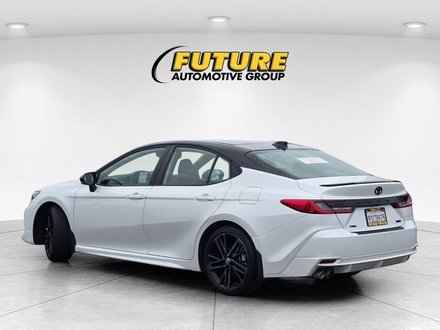 Used 2025 Off-White Toyota XSE image 6