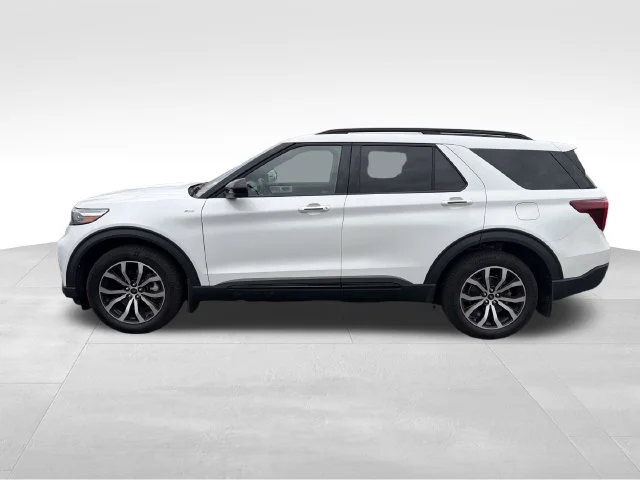 Used 2022 White Ford ST-Line image 2