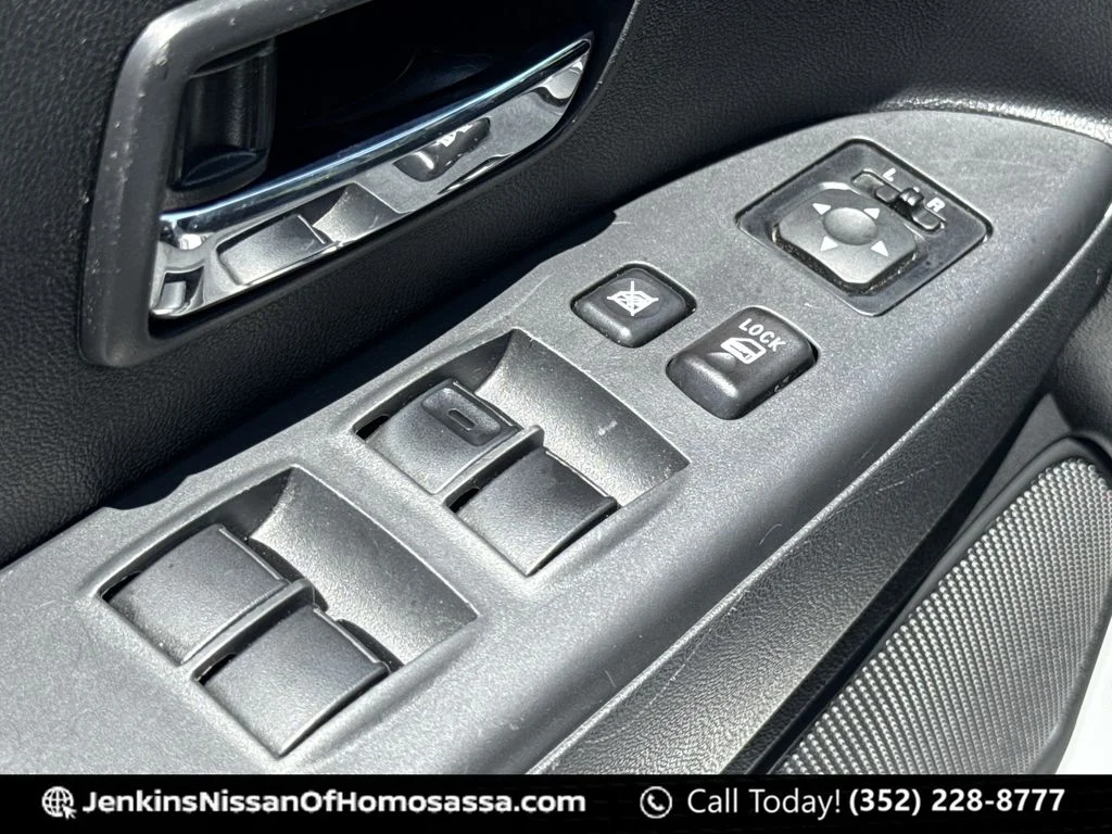Used 2024 Black Mitsubishi 2.0 ES image 30
