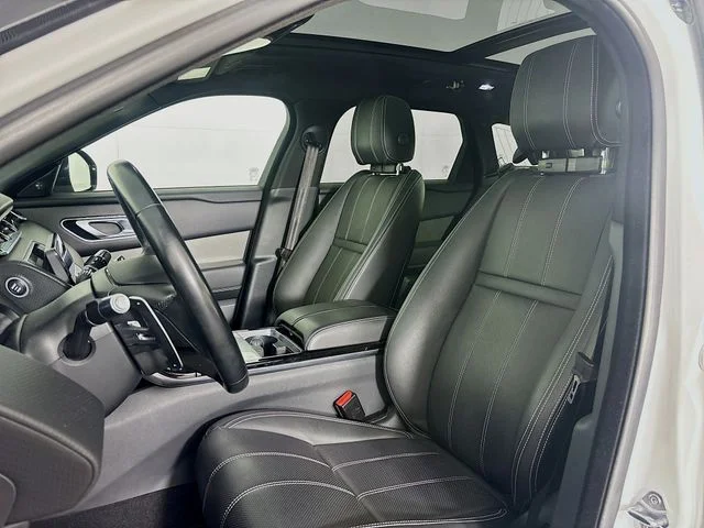 Used 2021 White Land Rover S image 22