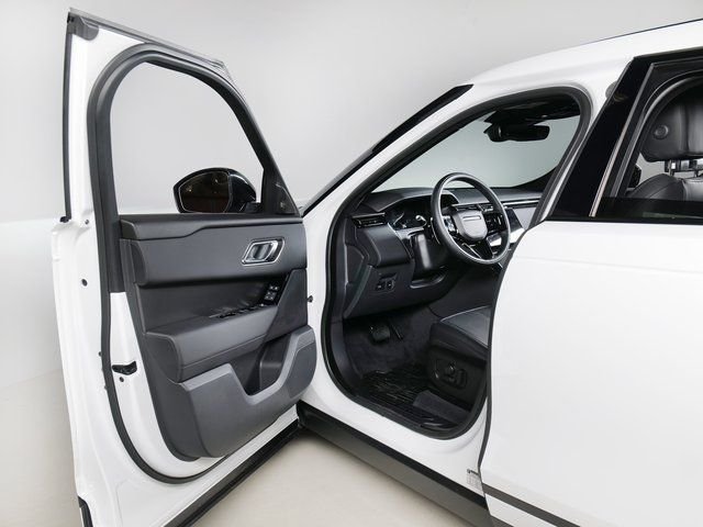New 2026 Fuji White Land Rover S image 24