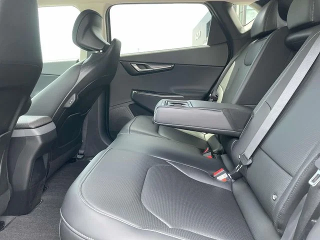 New 2026 Gray Kia Wind image 19