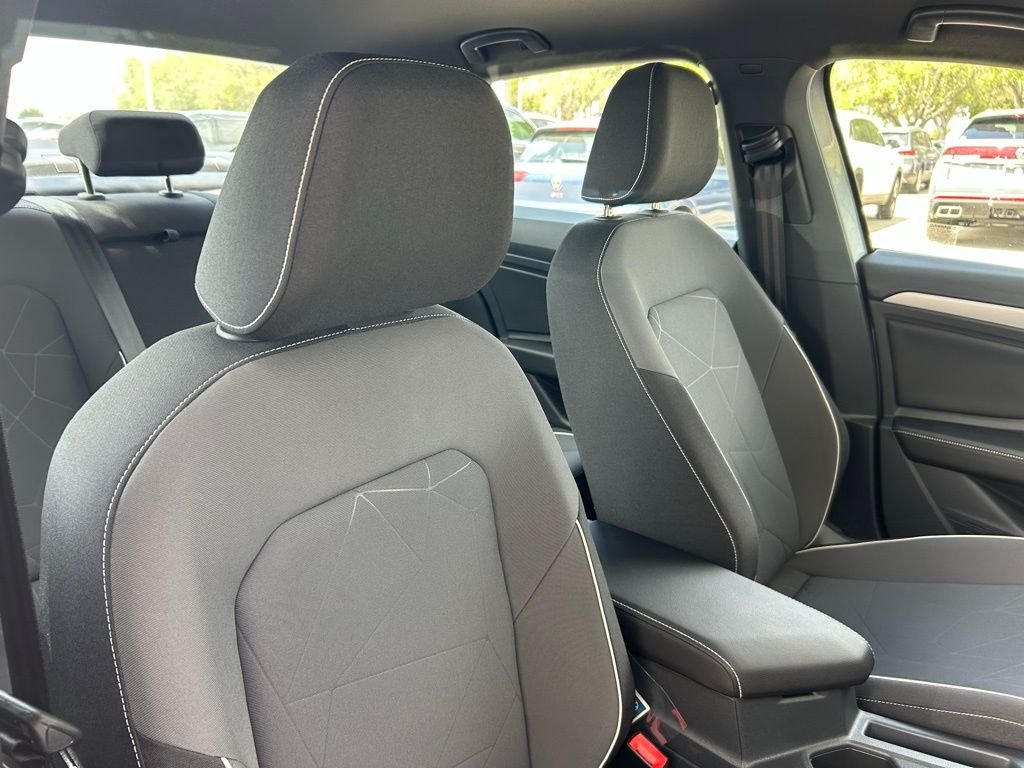 New 2026 Silver Volkswagen 1.5T Sport image 44