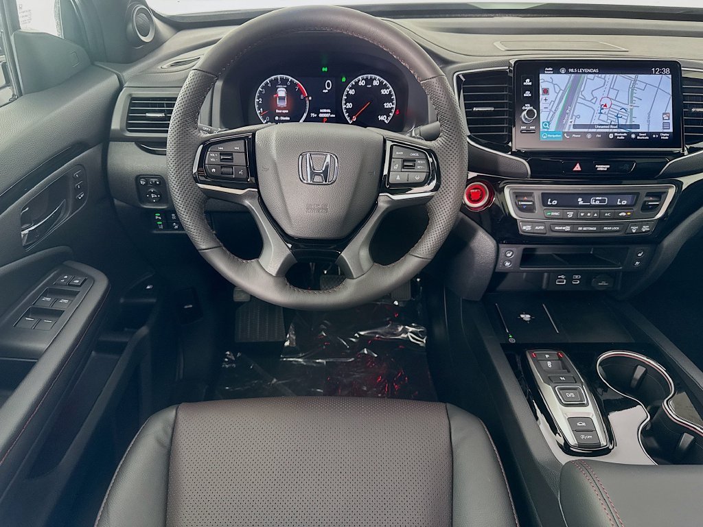 New 2026 Platinum White Pearl Honda Black Edition image 33