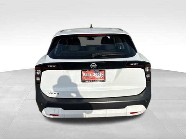 Used 2026 White Nissan S image 7