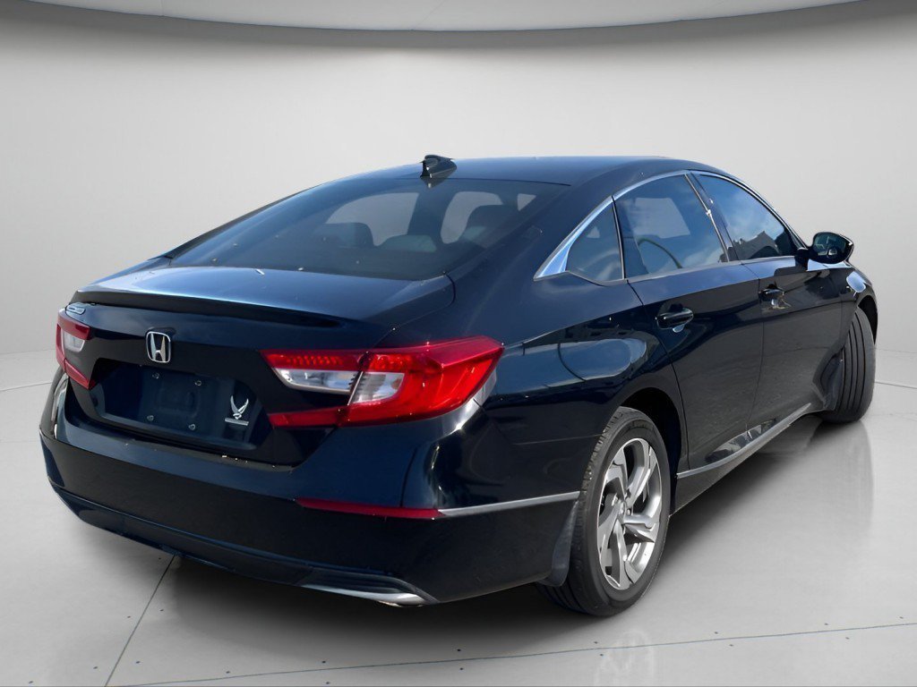 Certified Used 2018  Honda EX image 5