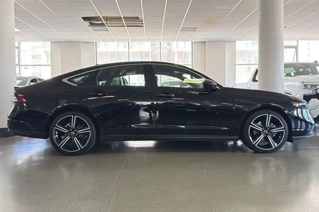Certified Used 2024 Crystal Black Pearl Honda Sport image 3