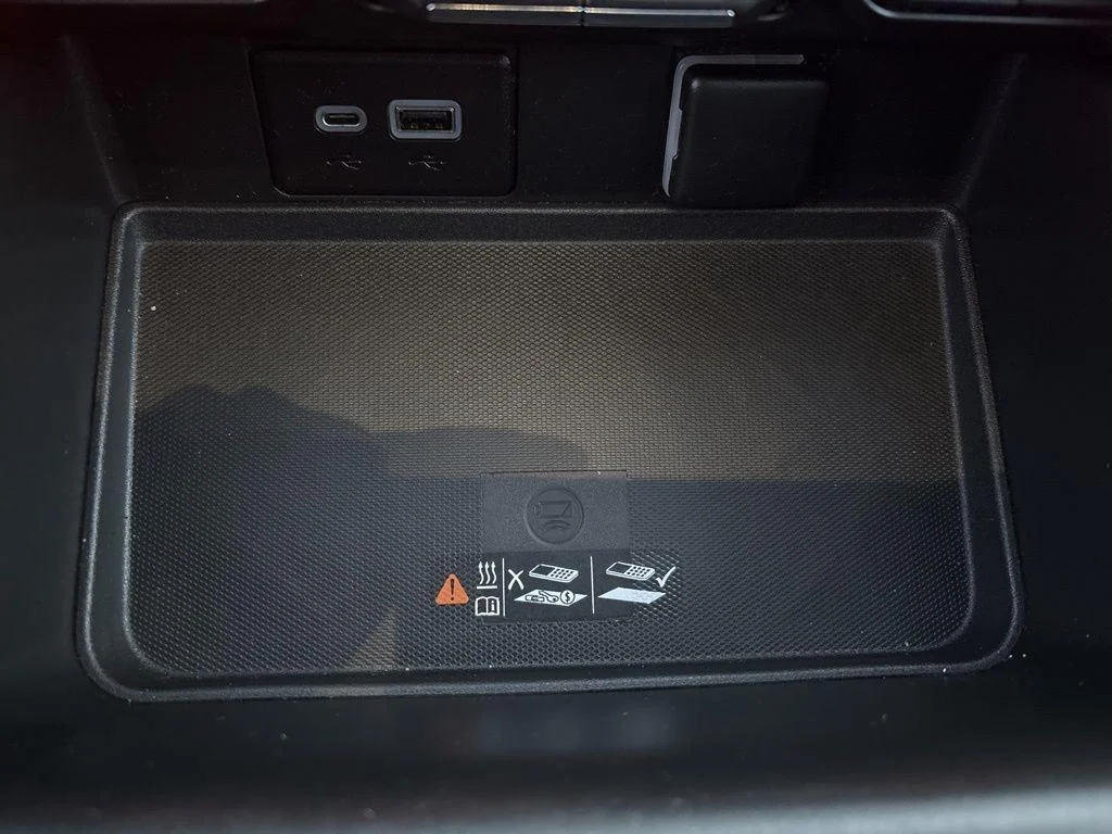 Used 2023 Black Chevrolet RST image 31
