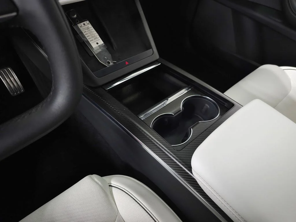 Used 2023  Tesla Plaid image 34