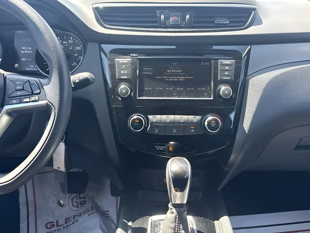 Used 2021 Black Nissan S image 14