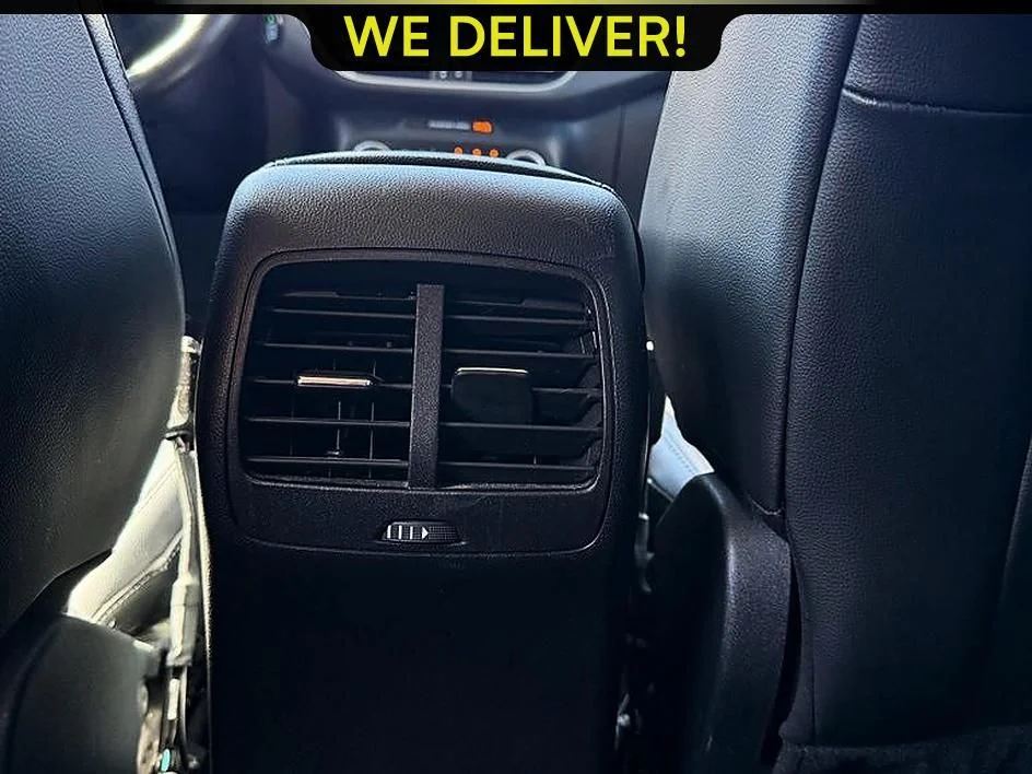 Used 2020 White Ford SEL image 19