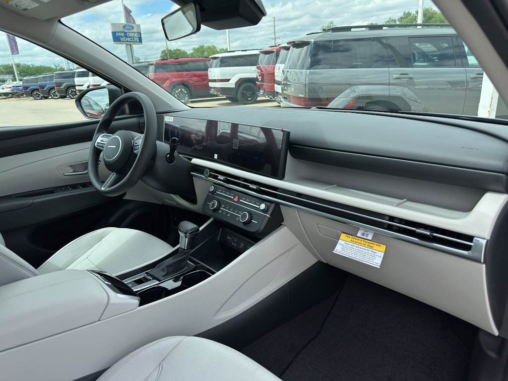 New 2026 Atlantis Blue Hyundai SE image 26