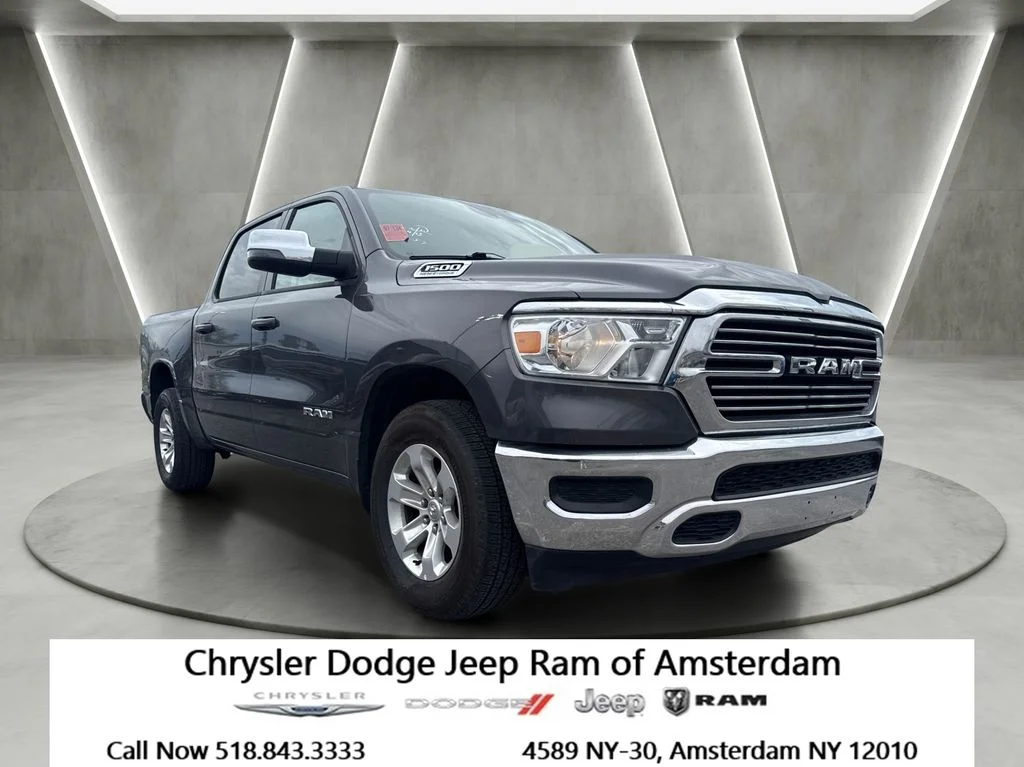 2024 RAM 1500 Laramie Crew Cab 5'7's photo