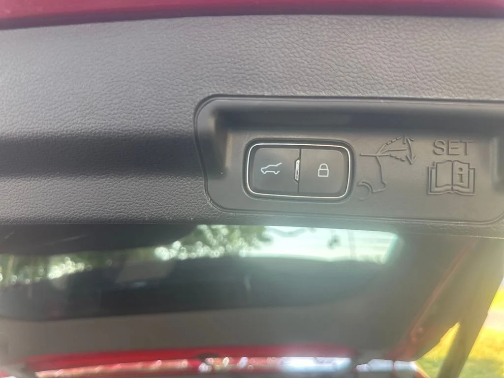 Used 2020 Red Ford Limited image 22
