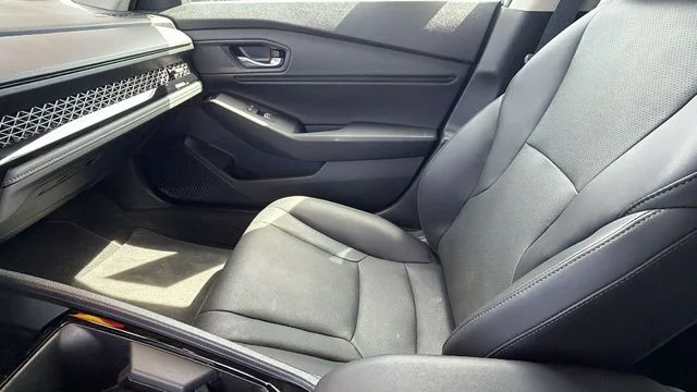 2024 Honda Accord Hybrid EX-L - Photo 23