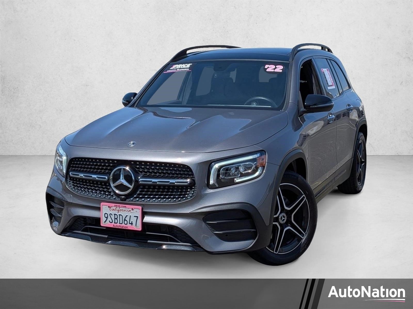Used 2022 Mountain Grey Metallic Mercedes-Benz GLB 250 image 1