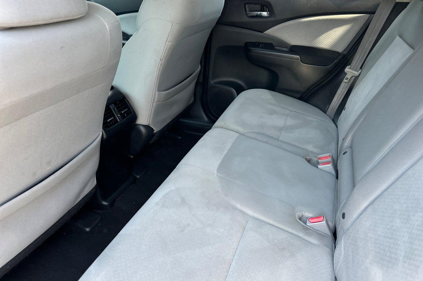 Used 2015  Honda EX image 11