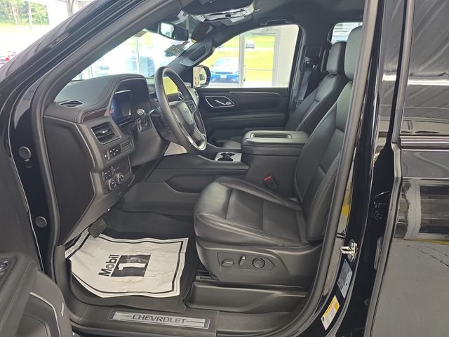 Used 2024 Black Chevrolet Z71 image 13