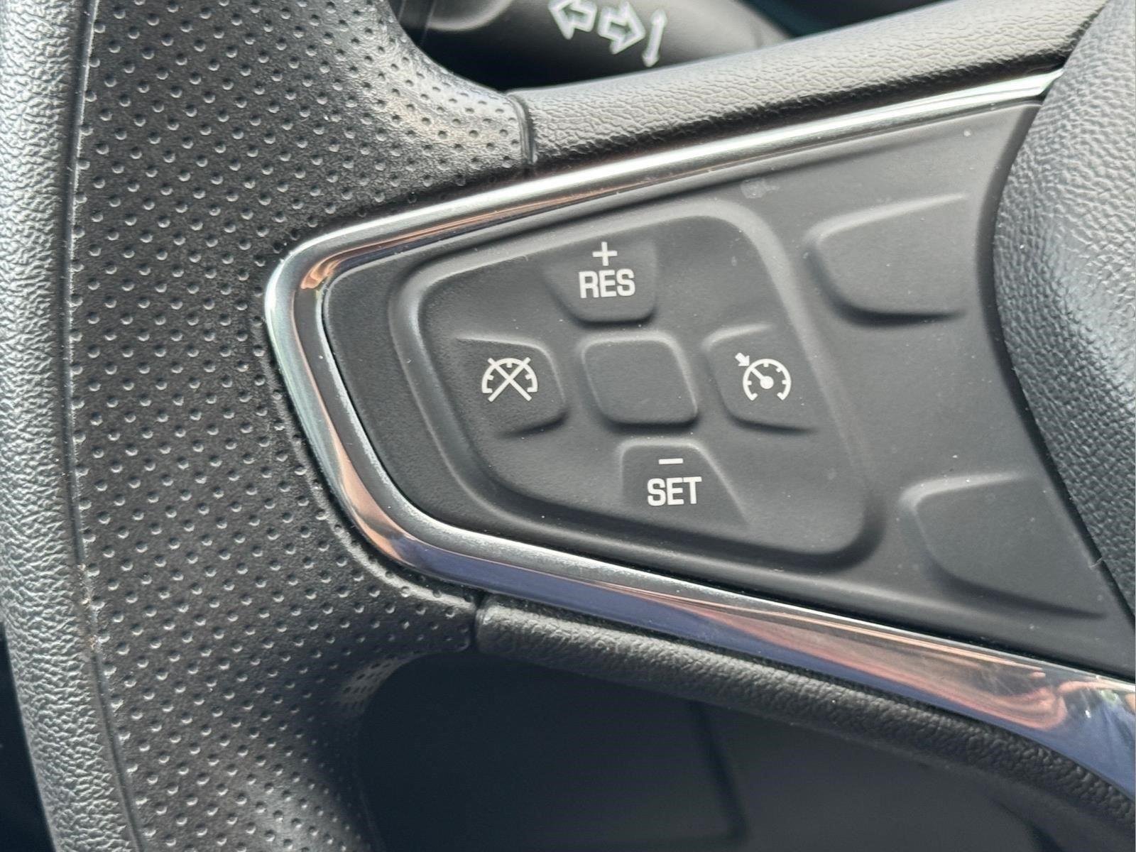 Used 2020 Summit White Chevrolet LS image 19