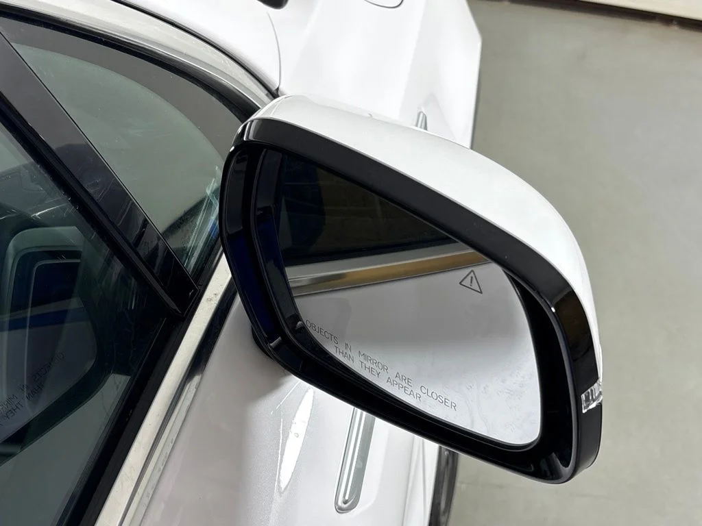 New 2026 Glacial White Pearl Kia EX image 13