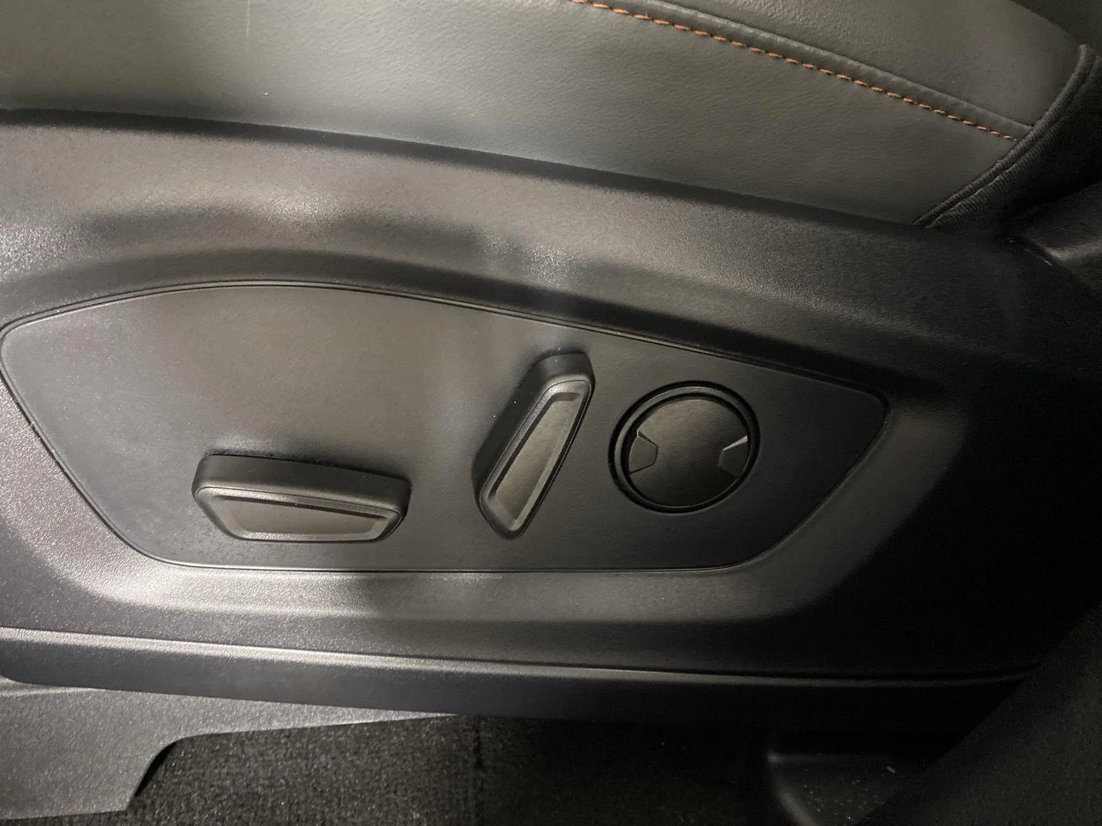 New 2026 Agate Black Metallic Ford Active image 11