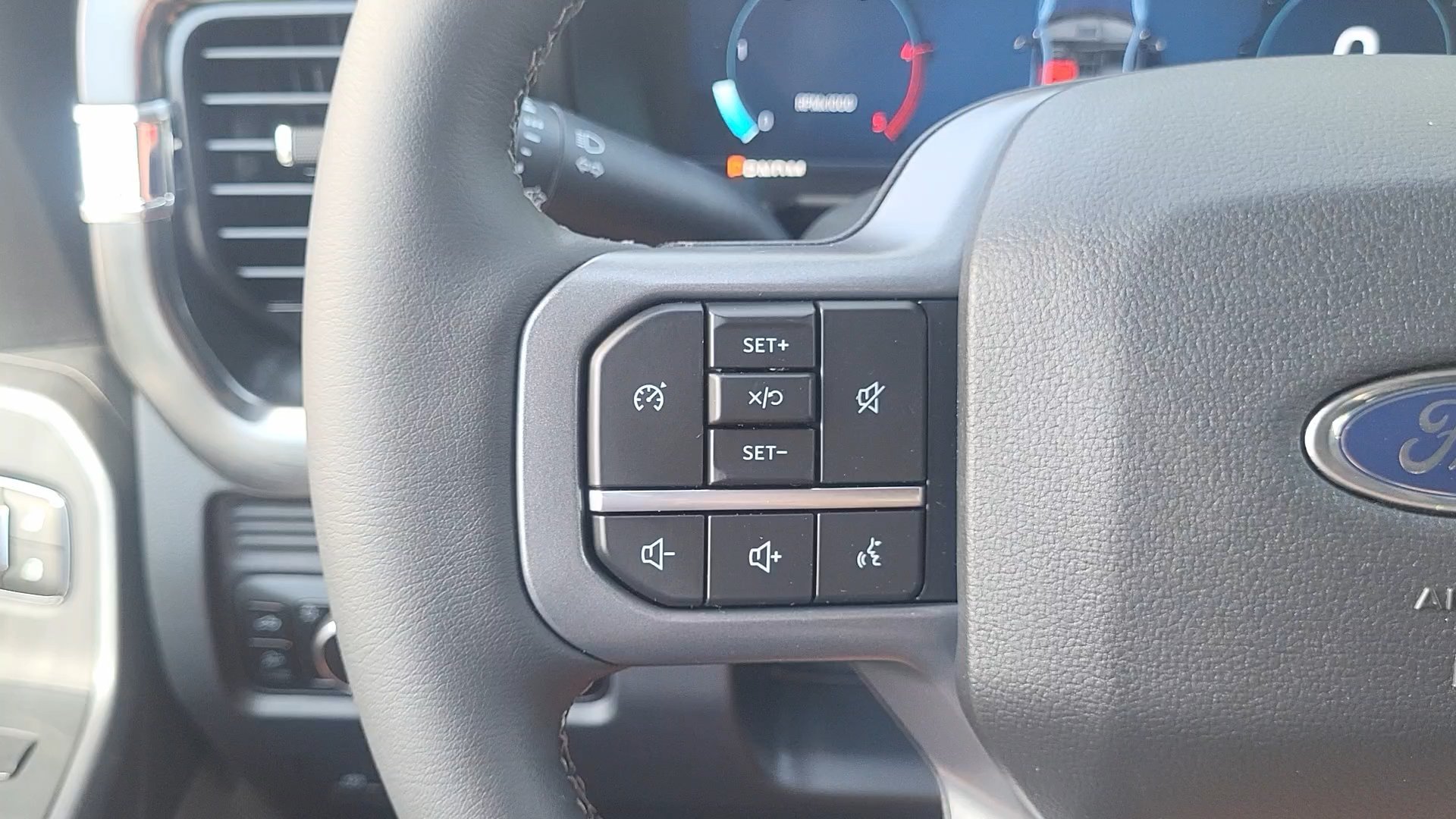 New 2026 Marsh Gray Ford LARIAT image 16