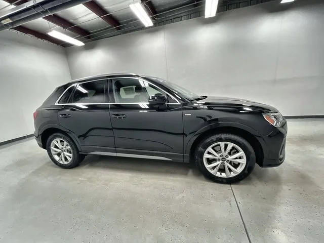 Certified Used 2024  Audi S line Premium image 9