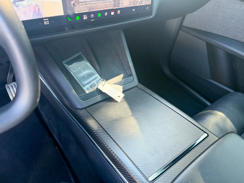 Used 2022 White Tesla Plaid image 15