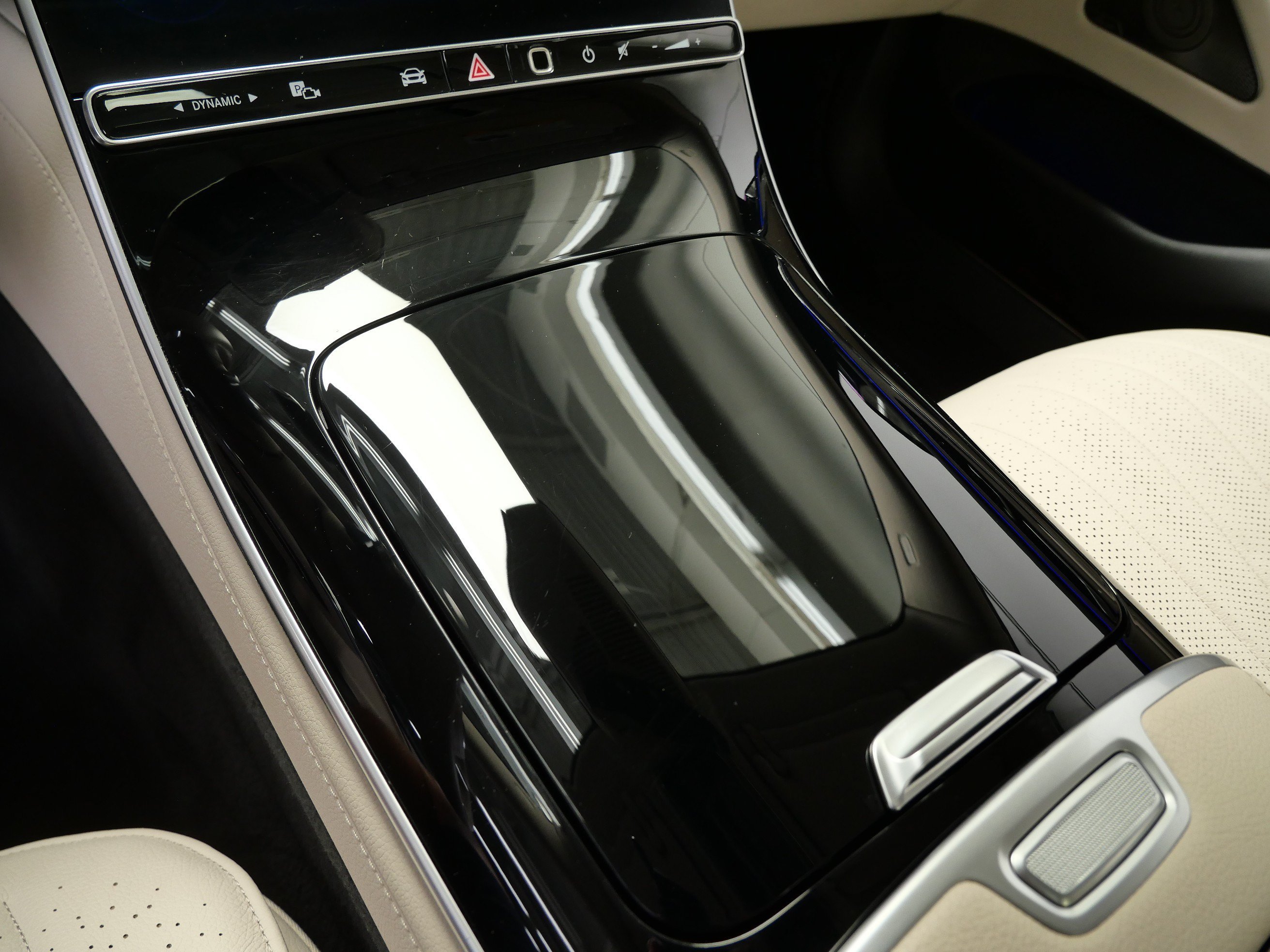 Used 2022 Nautical Blue Metallic Mercedes-Benz S 500 image 21