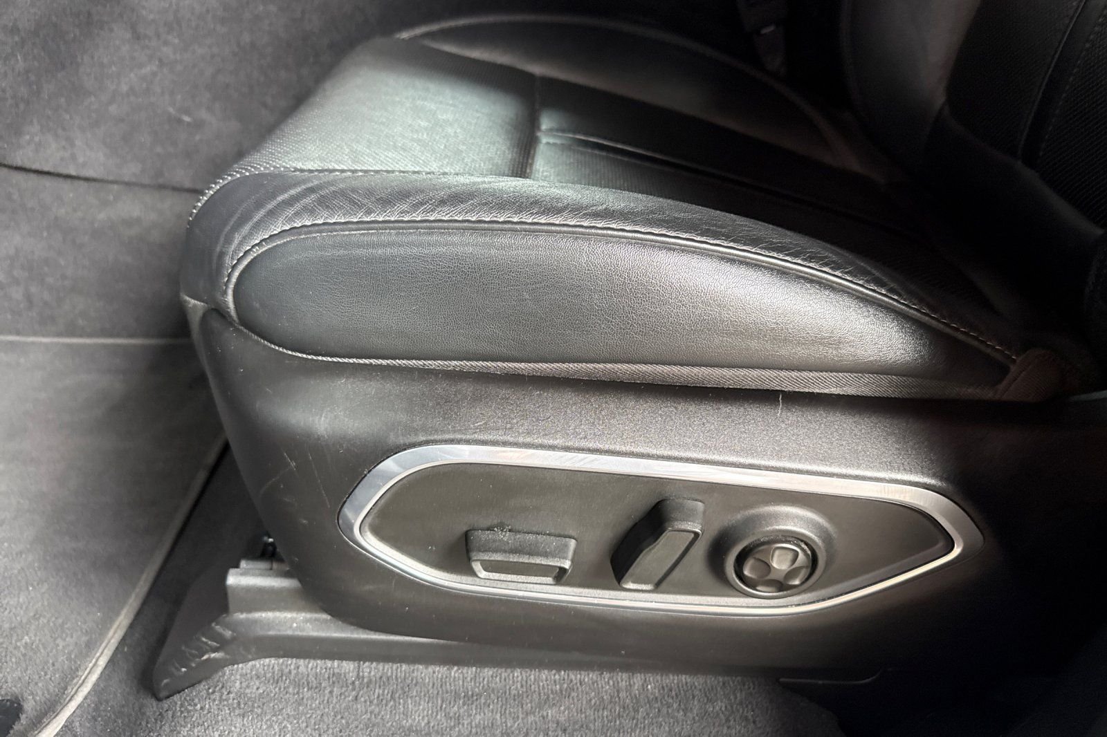 Used 2023 Gray Jeep Series II image 15