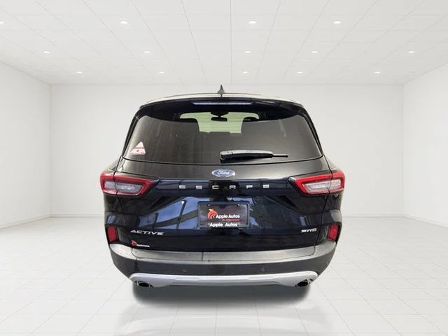 Used 2023 Black Ford Active image 5