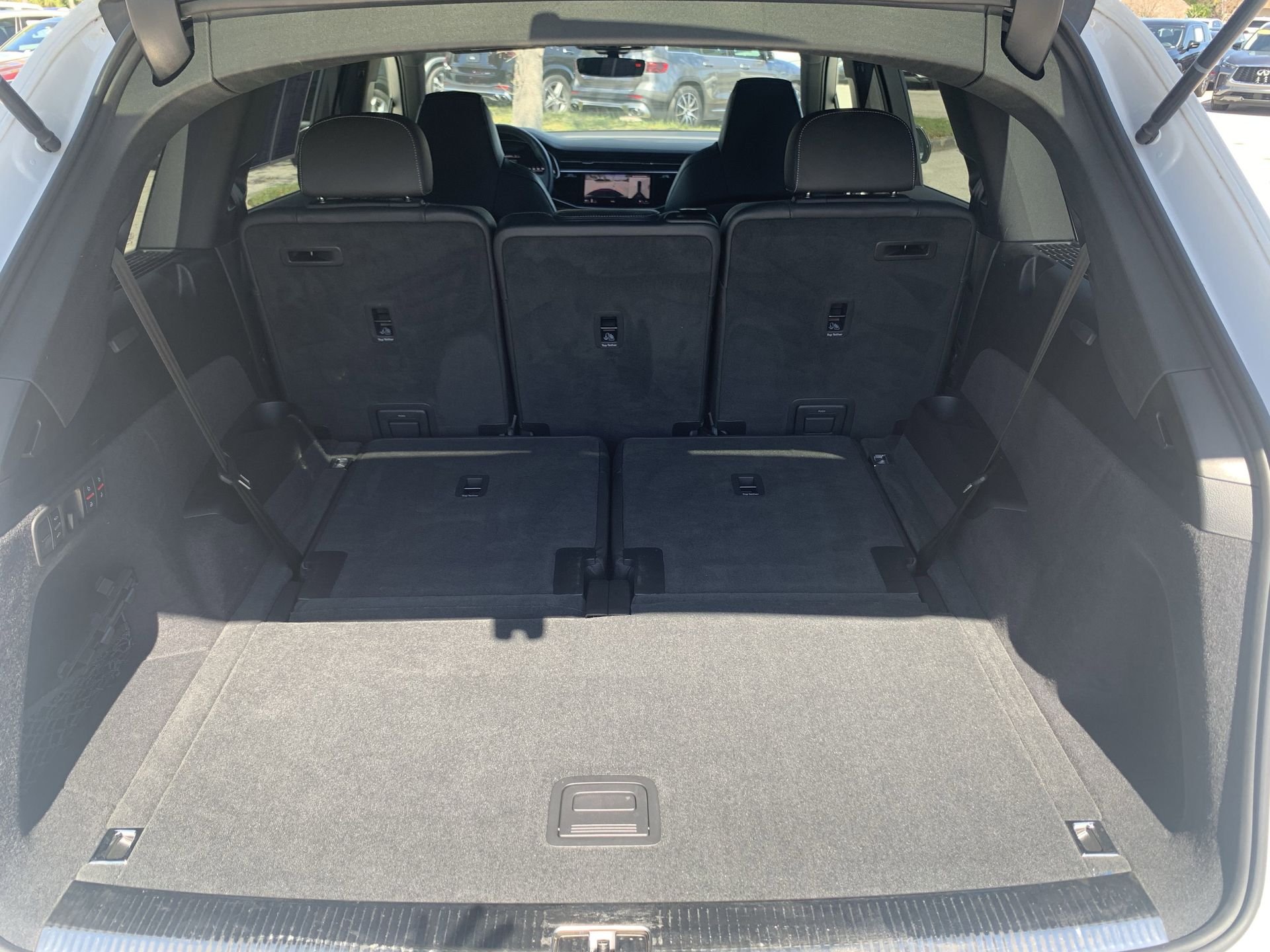 2023 Audi SQ7 Premium Plus - Photo 9