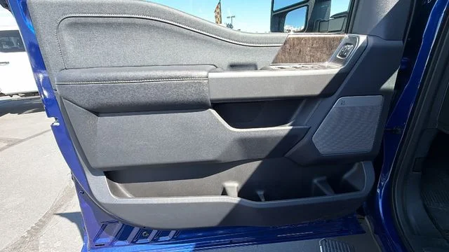 New 2026 Blue Ford Lariat image 21