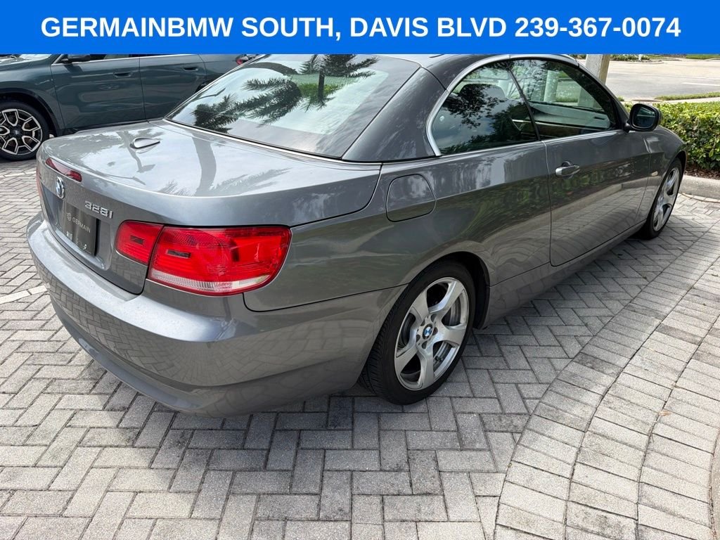 Used 2010 Space Gray Metallic BMW 328i image 15