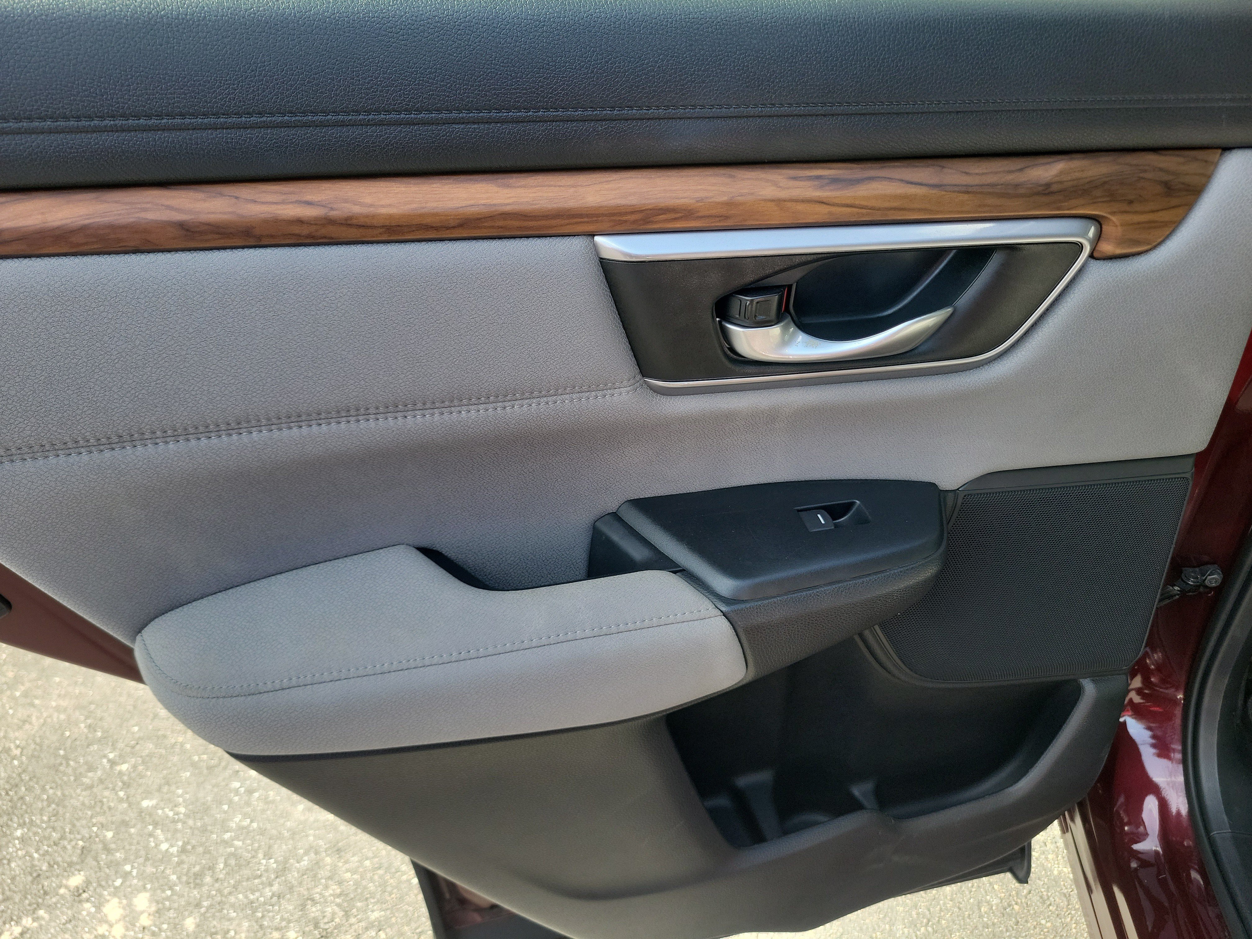 Used 2018 Basque Red Pearl II Honda EX image 8