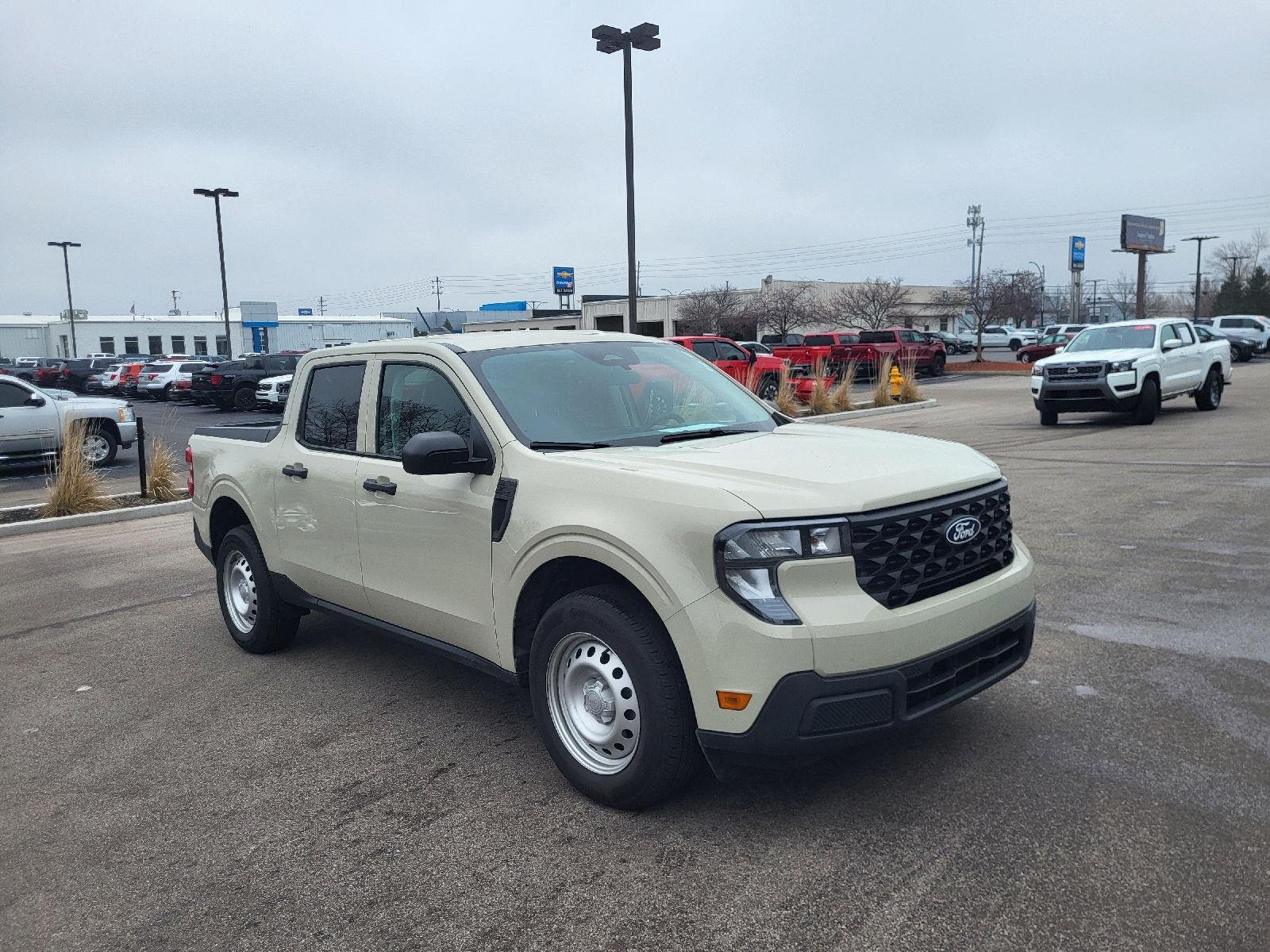 2025 Ford Maverick XL