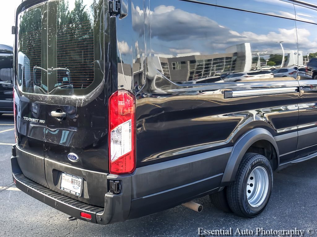 Used 2023 Black Metallic Ford Base image 7