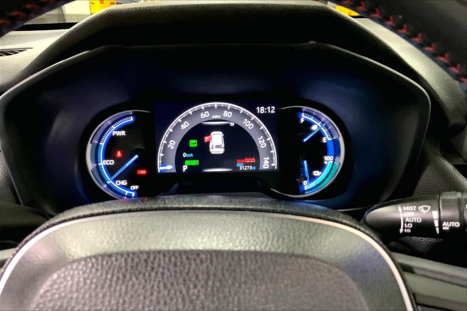 Used 2023 Ice Cap Toyota SE image 26
