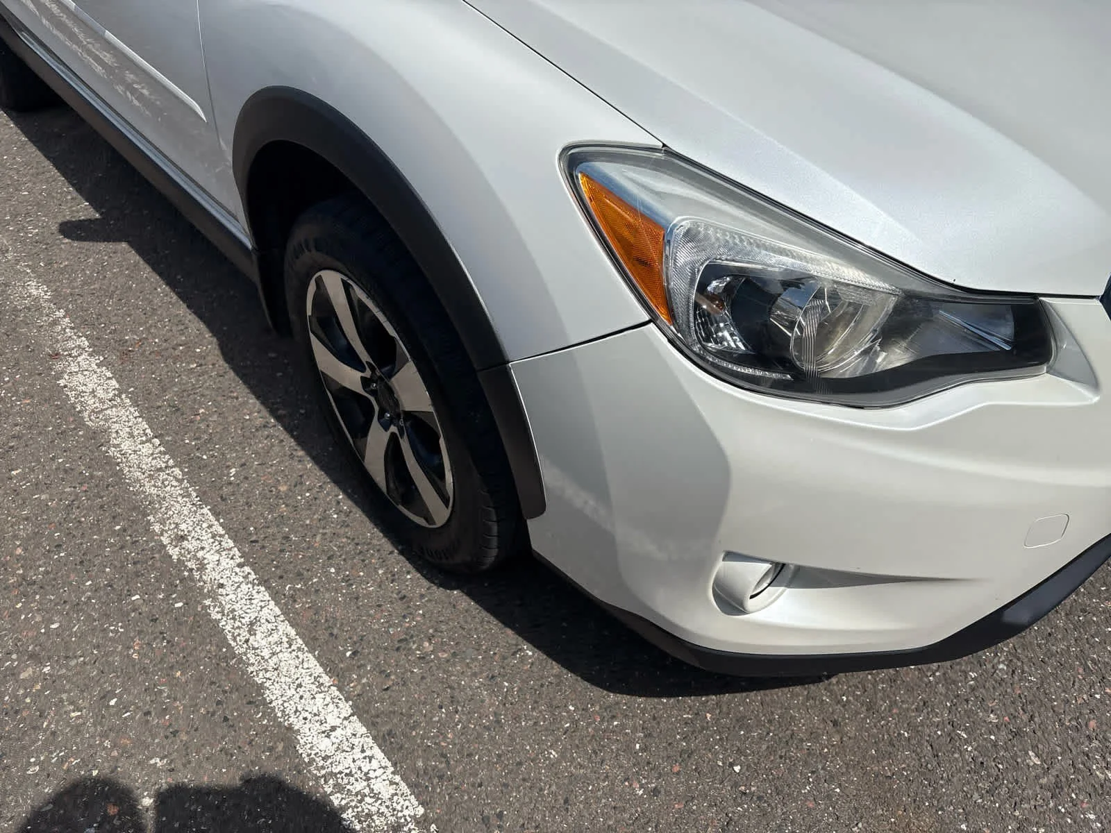 Used 2014 Satin White Pearl Subaru Touring image 6