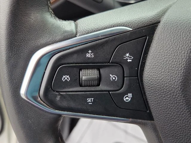 Used 2023 Summit White Chevrolet ACTIV image 24