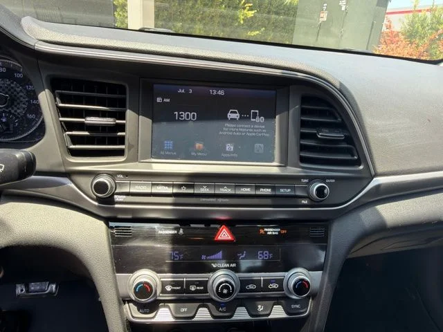 Used 2020 Black Hyundai SEL image 7