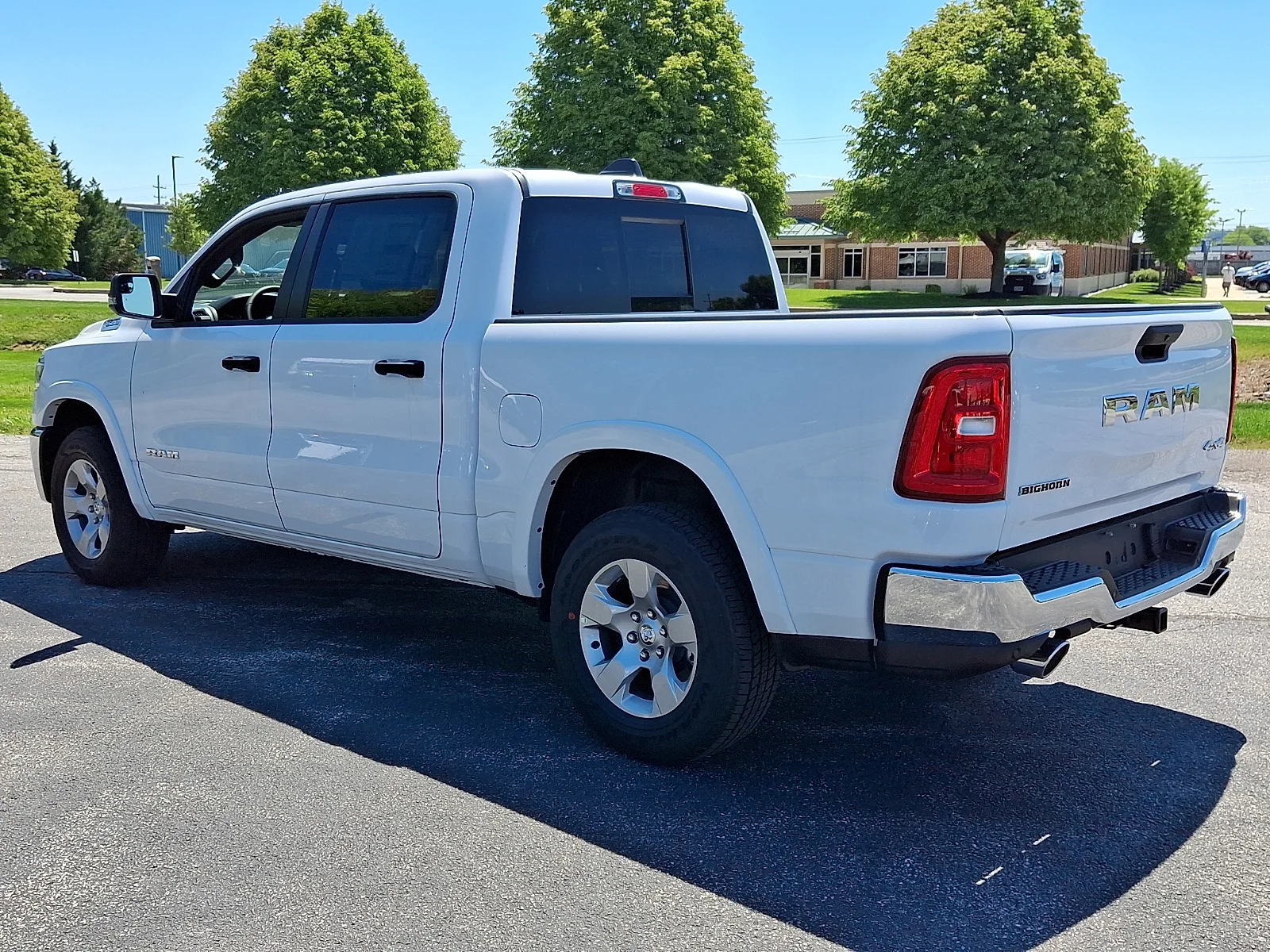 New 2026 Bright White Clear-Coat Exterior Paint RAM Big Horn/Lone Star image 5
