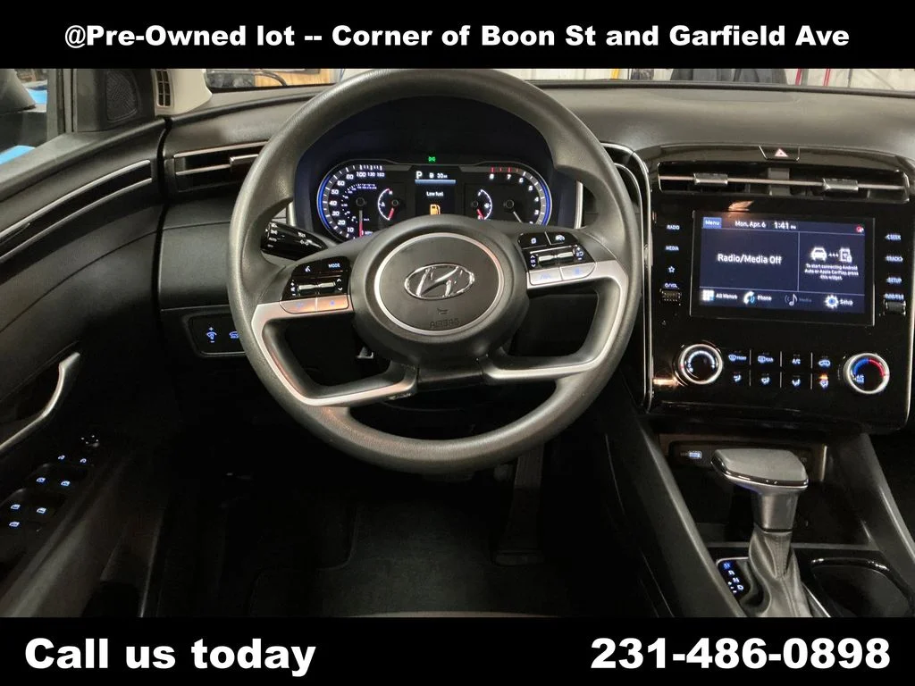 Used 2023 Black Hyundai SEL image 20