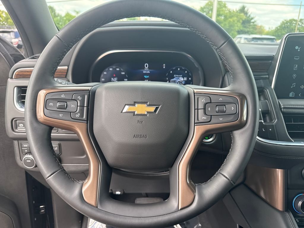 Used 2024 Black Chevrolet High Country image 16