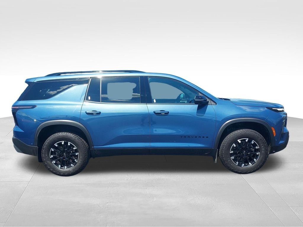 Used 2025 Blue Chevrolet Z71 image 6