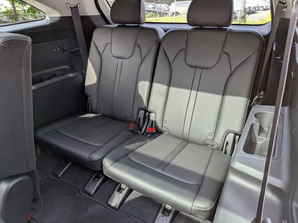 Used 2022 Green Kia S image 26