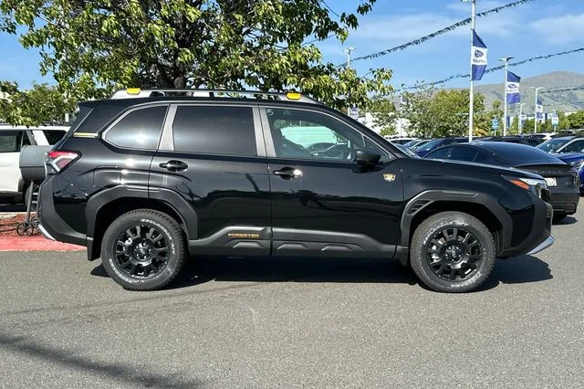 New 2026 CRYSTAL BLACK SILICA Subaru Wilderness image 3