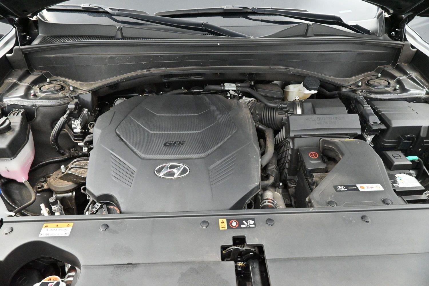 Used 2023 Abyss Black Pearl Hyundai Limited image 45