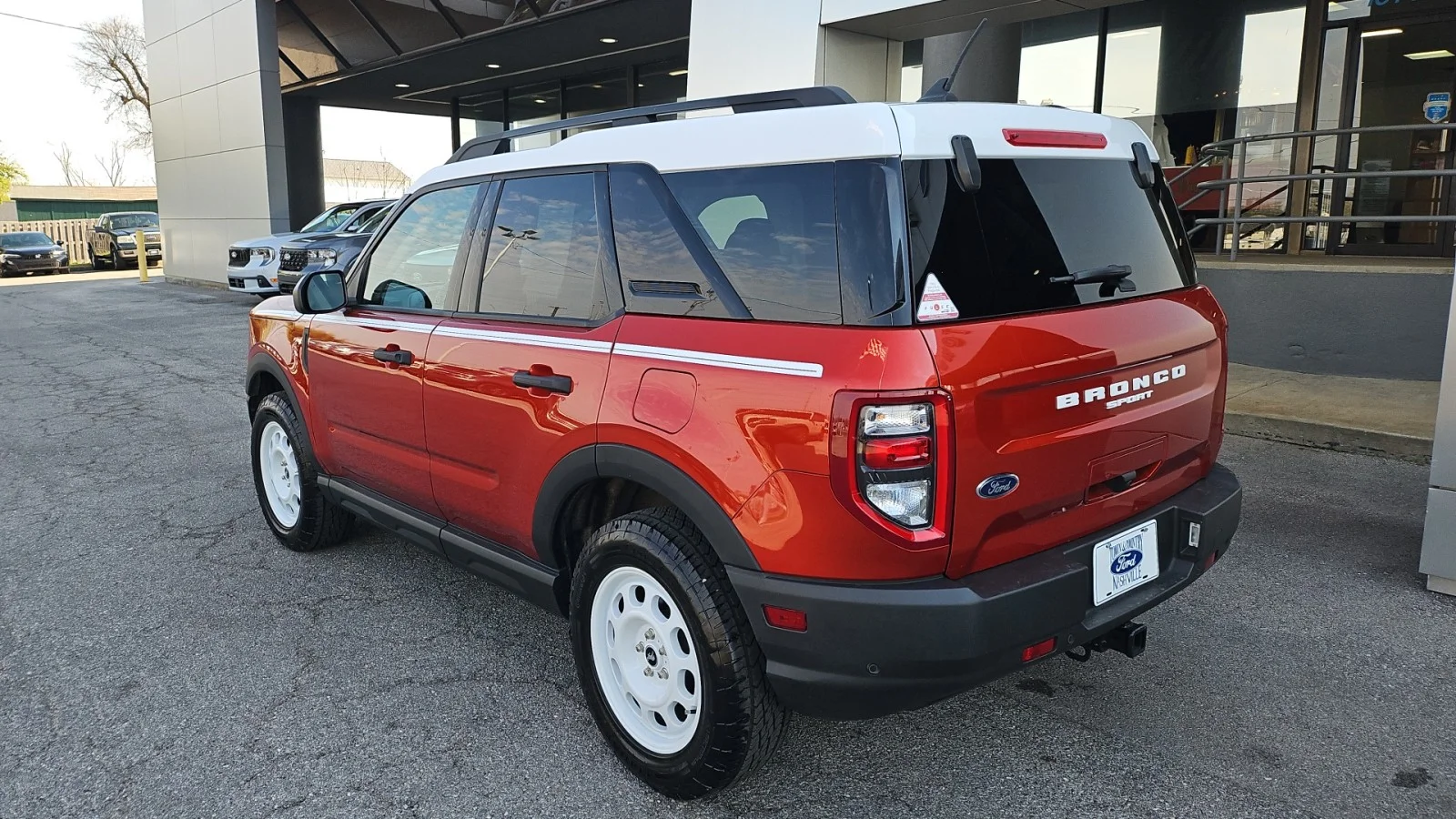 Used 2024 Red Ford 2024 FORD BRONCO SPORT HERITAGE 4DR SUV 105.1 WB image 3
